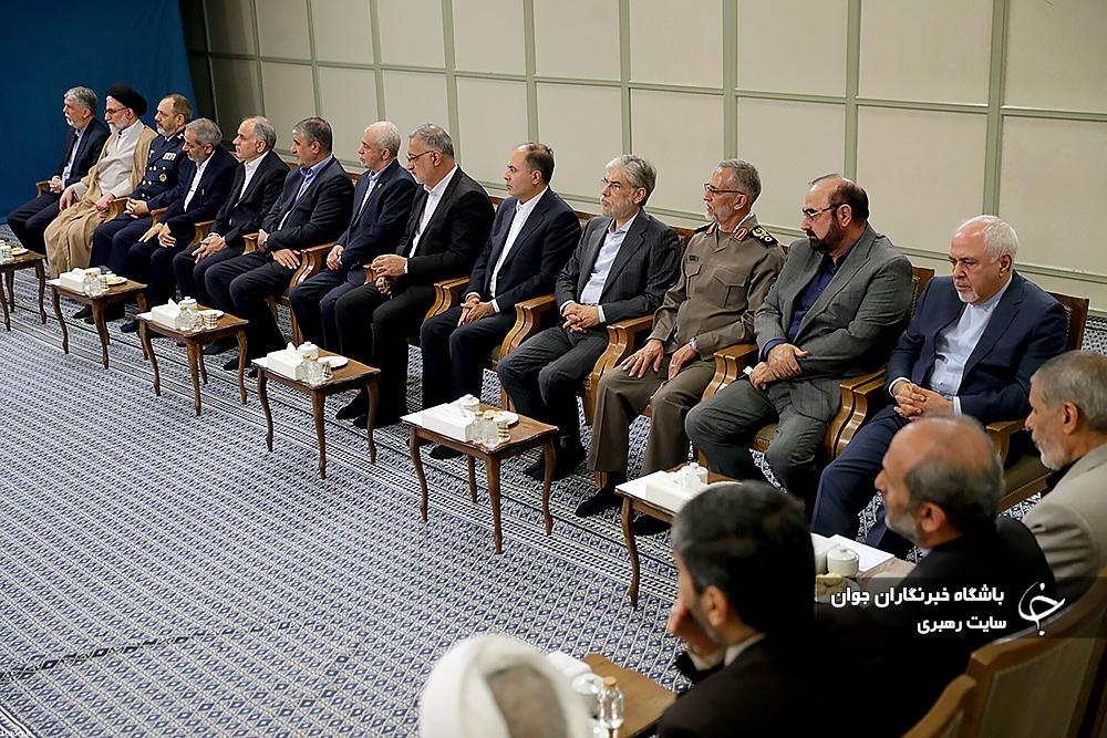 ظریف در دیدار با رهبری ظریف در دیدار با رهبری