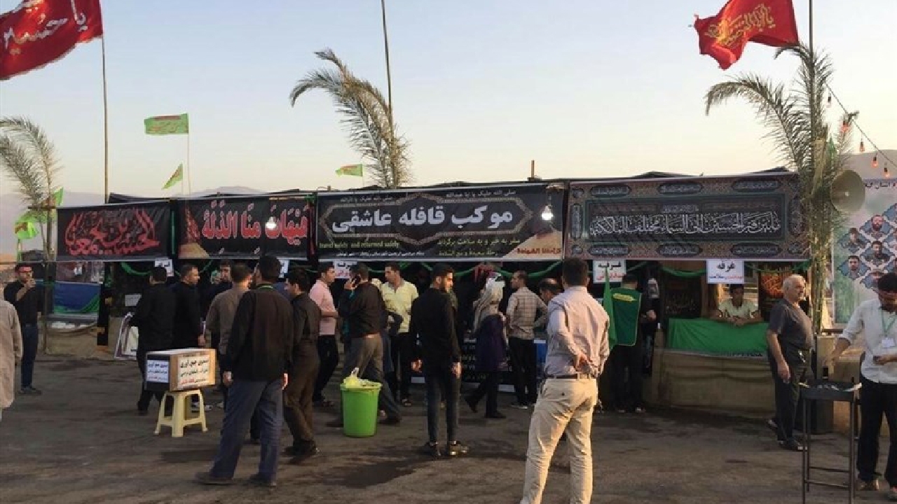 نذورات و کمک‌های مردمی پای کار موکب اربعین در اندیمشک + فیلم