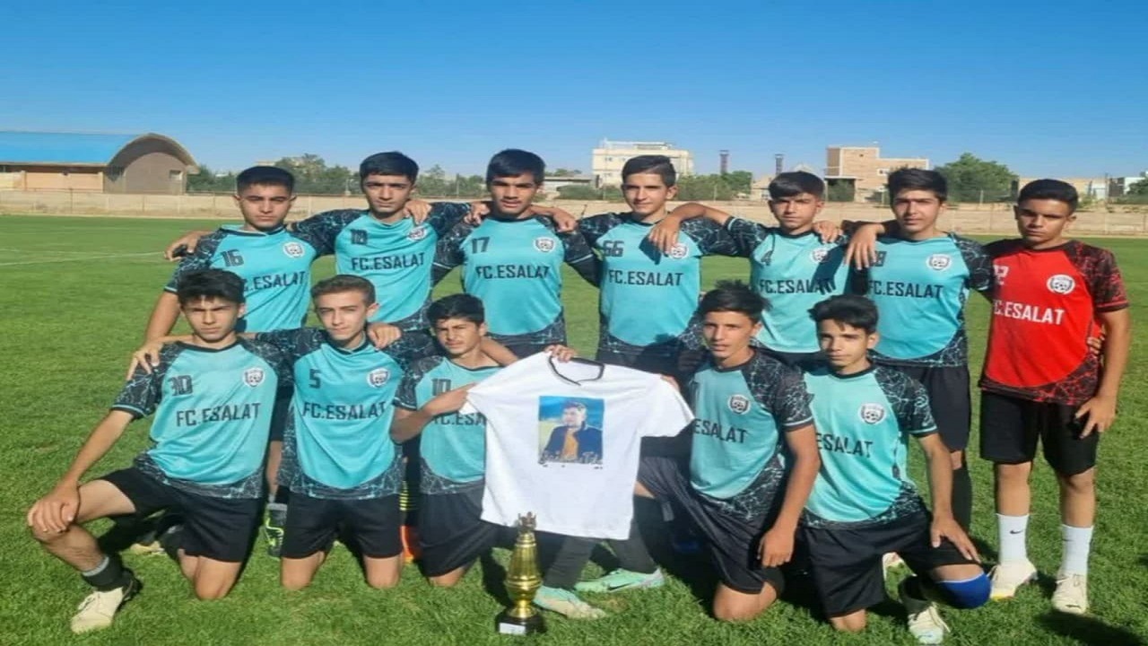 برگزاری مسابقات فوتبال نوجوانان در شهرستان بروجن