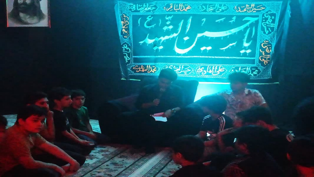 برگزاری مراسم مداحی ویژه نوجوانان در آران و بیدگل + عکس