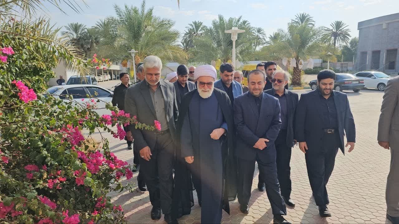 نماینده اعزامی رهبر معظم انقلاب وارد طبس شد