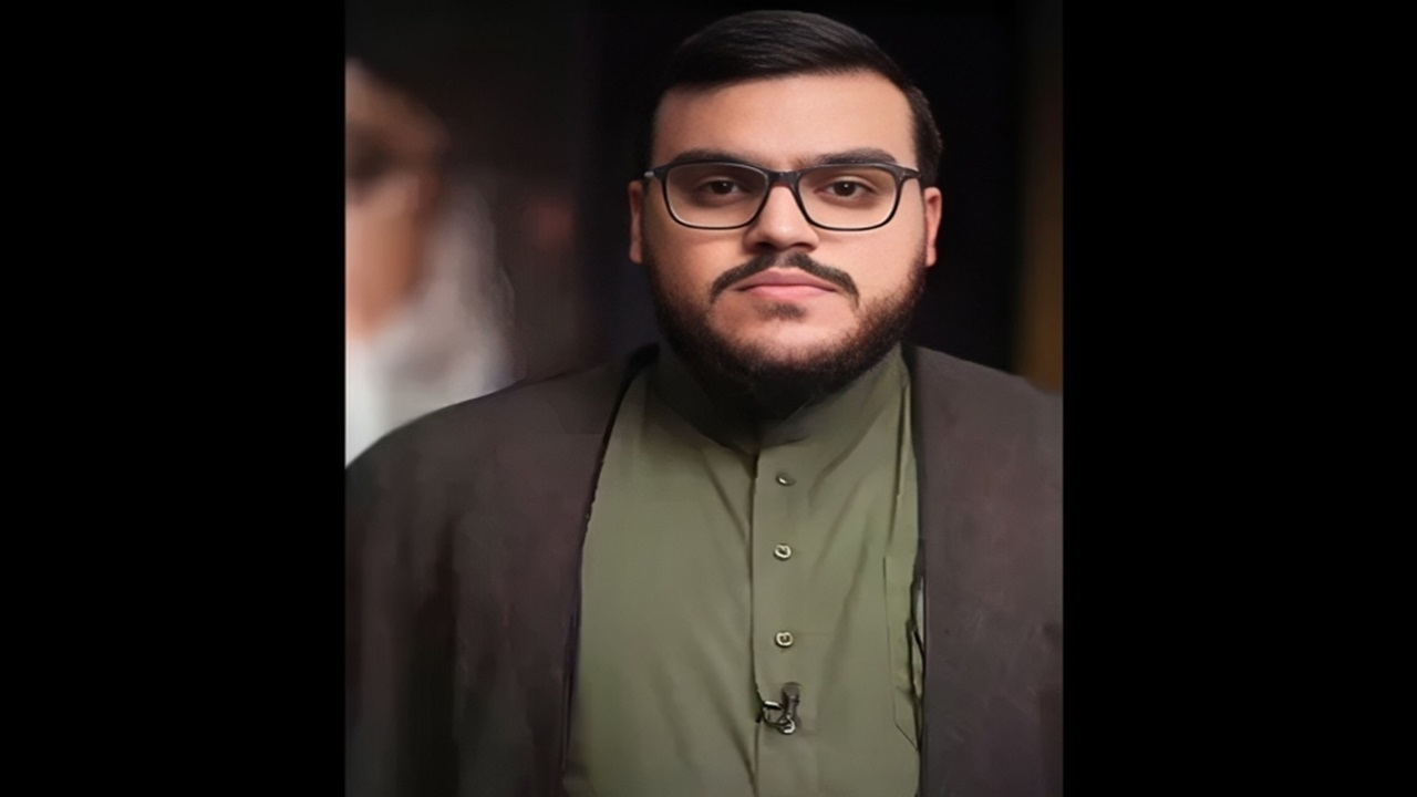 خداوند عزّوجل است که ما را هدایت و راهنمایی می‌کند + فیلم