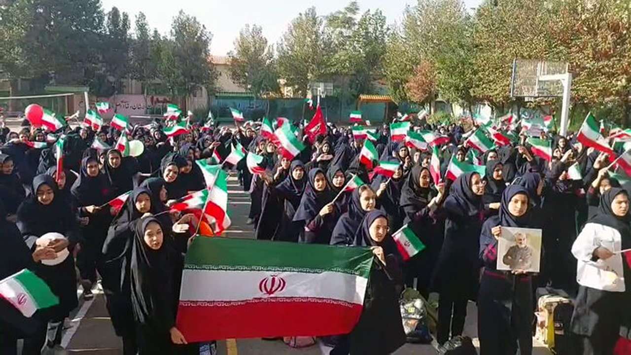 نواختن زنگ نصرالله در مدارس استان سمنان+ فیلم