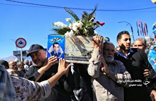 تشییع پیکر مطهر شهید محمد خاکی زاده در همدان
