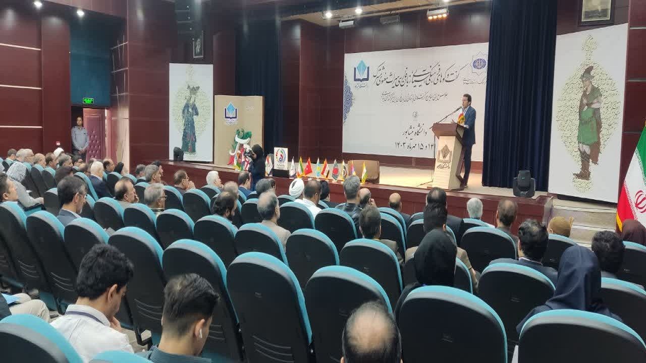 دانشگاه نیشابور میزبان ۲۱ گروه آموزشی فارسی زبان از سراسر دنیا