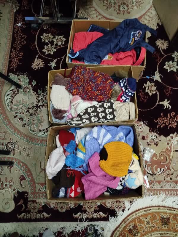 توزیع لباس گرم