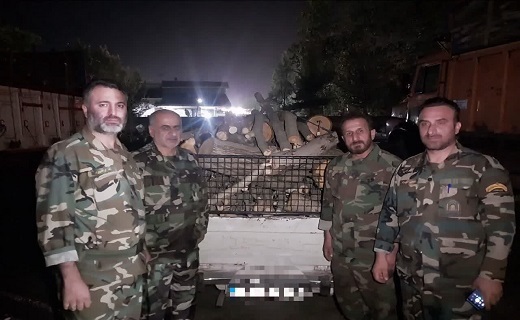 کشف چوب قاچاق از ۲ دستگاه خودروی باری در رشت