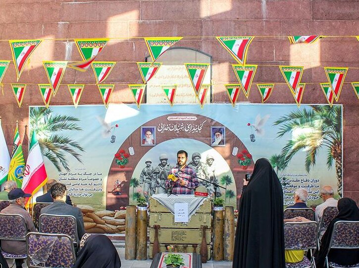برگزاری عصر شعر دفاع مقدس در اراک