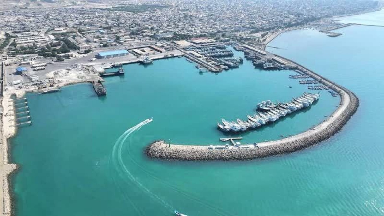 میزان ترانزیت کالا در بندر دیر استان بوشهر ۵ برابر شد