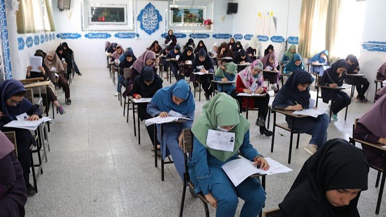 آغاز توزیع کارت سه آزمون استخدامی از امروز