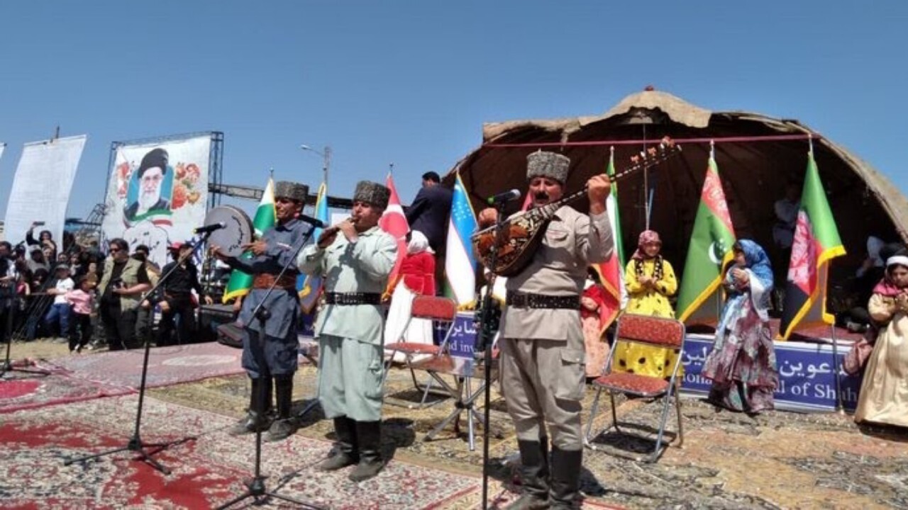 برگزاری جشنواره فرهنگی روستایی آی گل