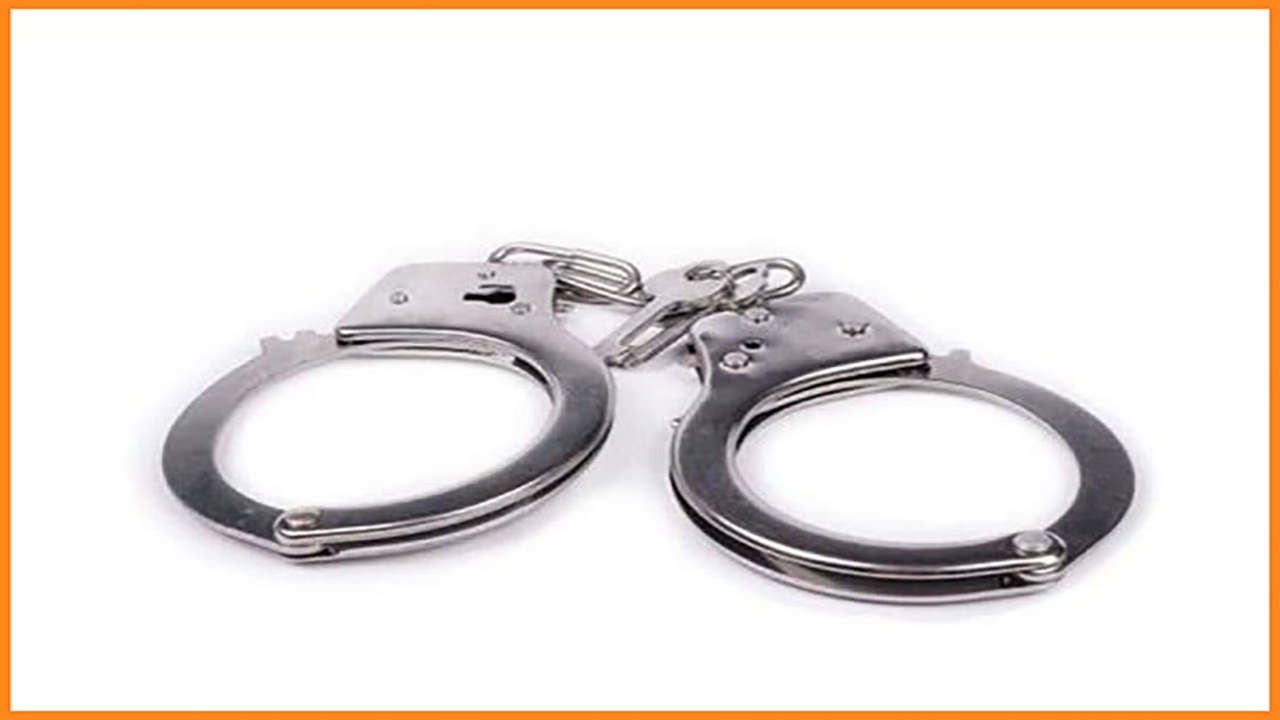 یک نفر از کارکنان اداره راه و شهرسازی رباط کریم دستگیر شد