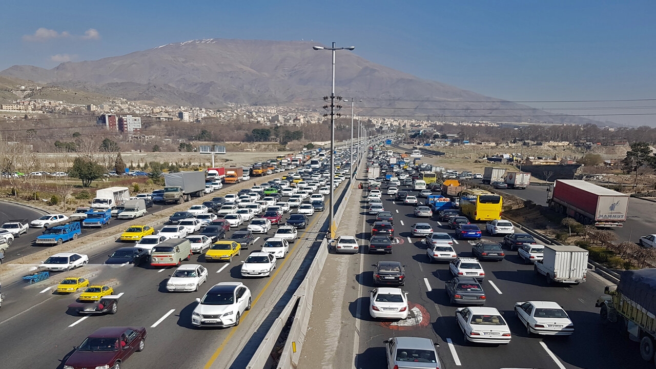 ترافیک سنگین در آزادراه‌های تهران-شمال و قزوین-کرج