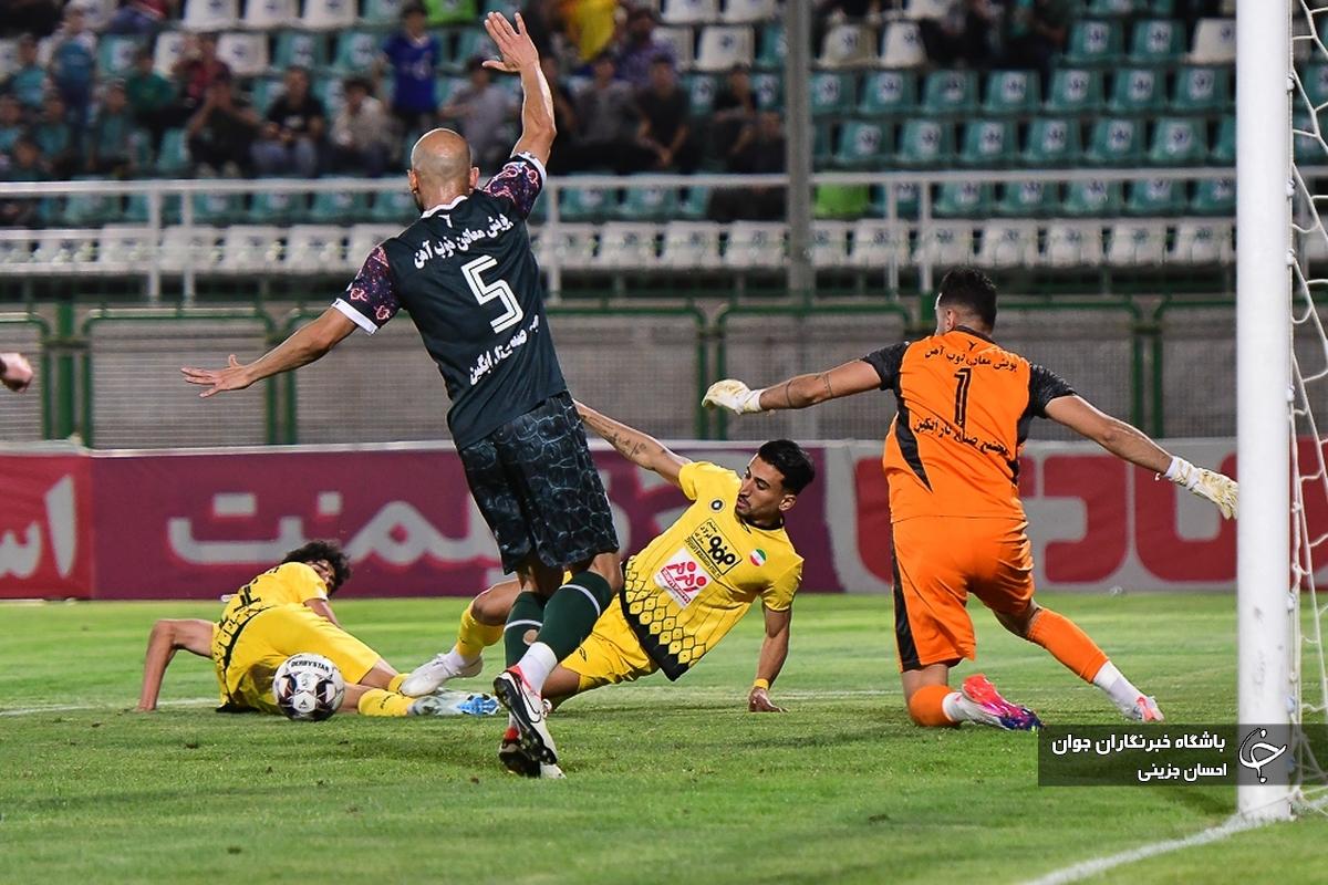 شهرآورد ۱۰۴ / استقلال - پرسپولیس