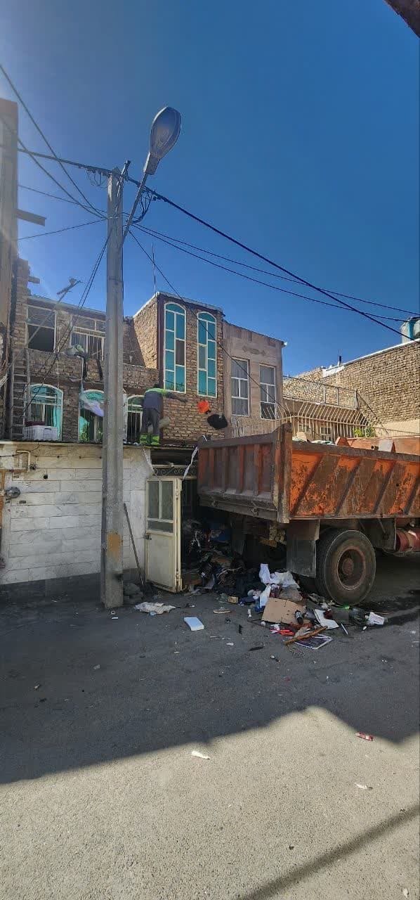 زندگی در میان پنج تن زباله