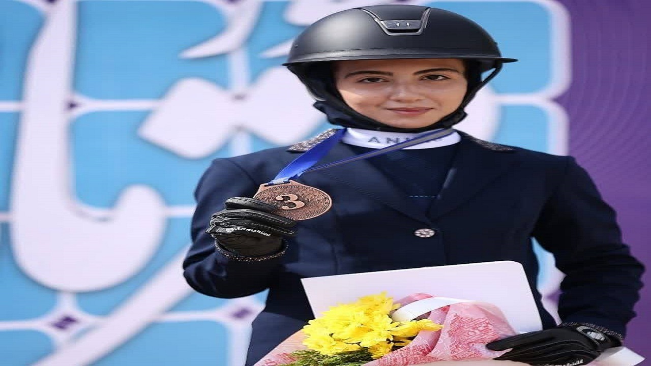 دختر اصفهانی به مقام سوم رسید