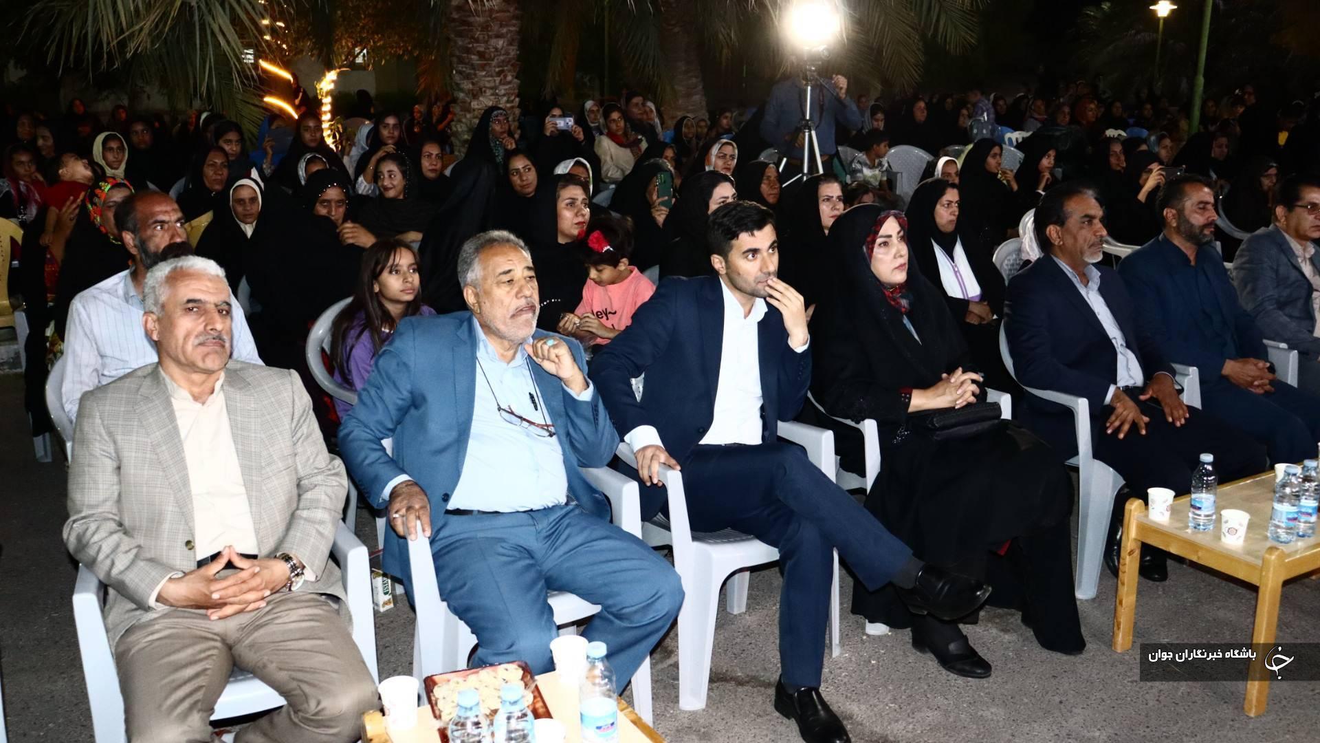 برگزاری گردهمایی بزرگ خانواده بنیاد سپهر در بم+ تصاویر