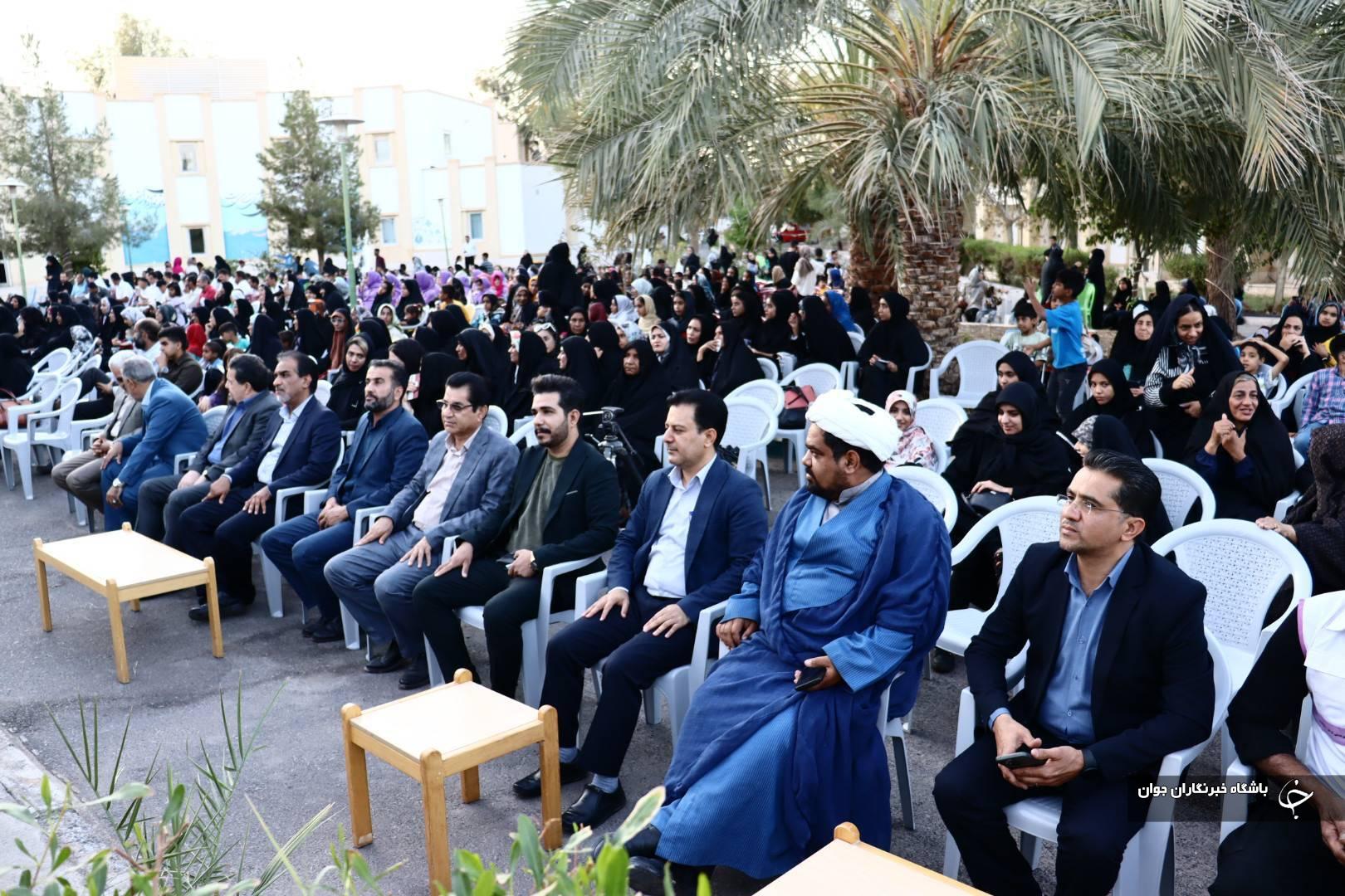 برگزاری گردهمایی بزرگ خانواده بنیاد سپهر در بم+ تصاویر