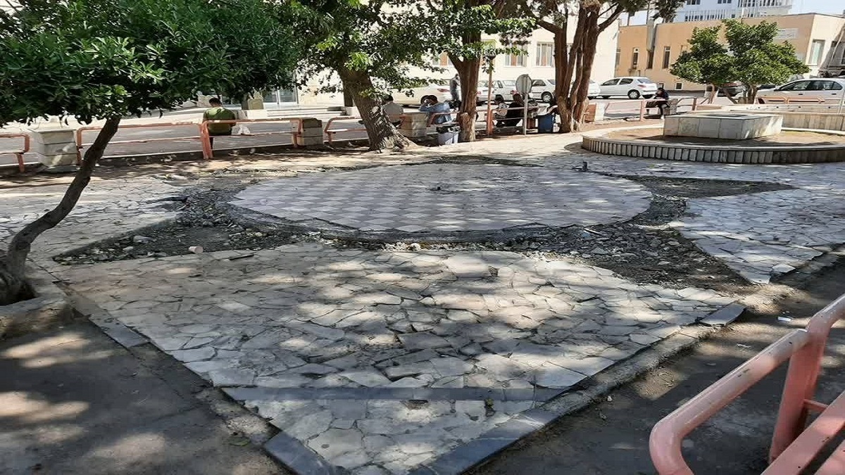 محوطه بیمارستان