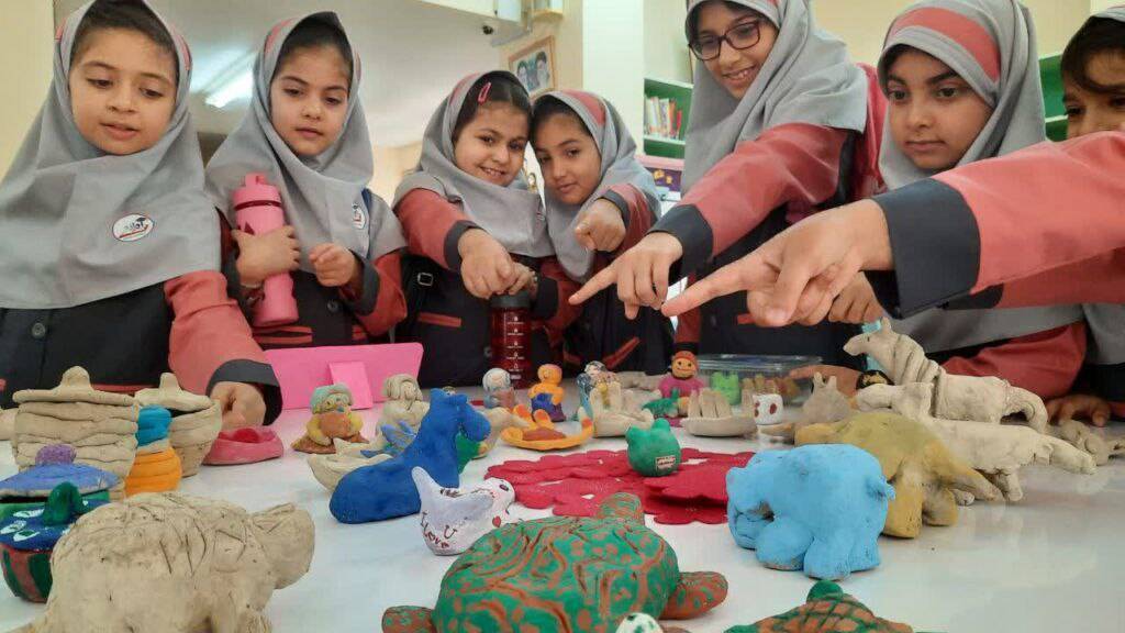 مراسم هفته کودک در لارستان