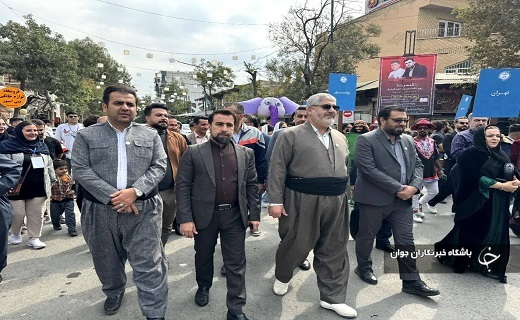 اولین روز از هفدهمین جشنواره بین المللی تئاتر خیابانی مریوان