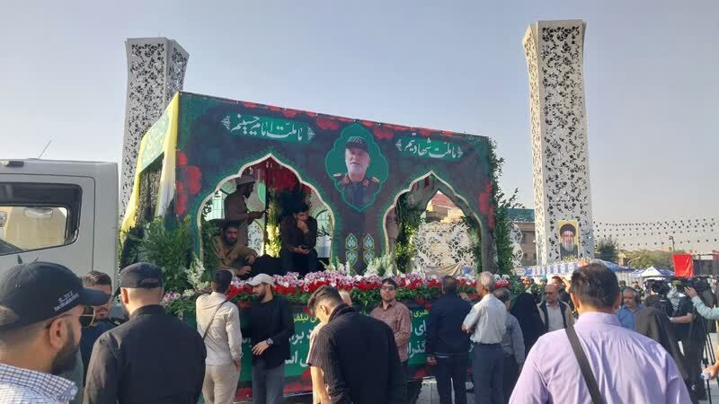 شهید نیلفروشان