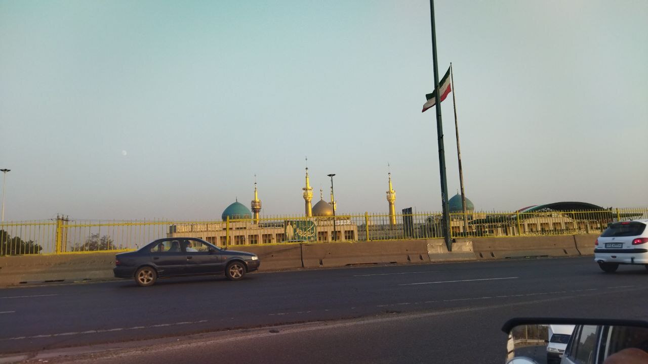 حال و هوای زائران در حرم امام خمینی (ره)