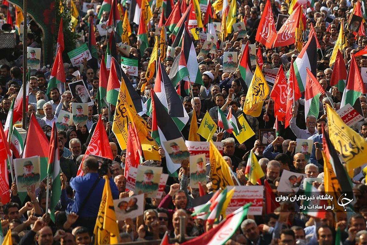 اجتماع بزرگ مردمی «عید بیعت» در میدان امام حسین (ع)