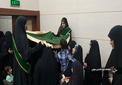 برگزاری همایش کریمه اهل بیت (ع) در بندرعباس+عکس