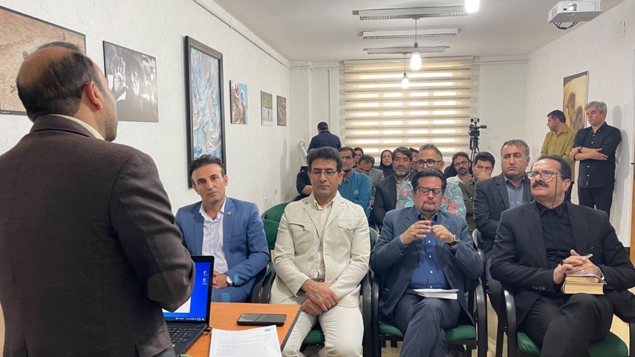 اختتامیه جشنواره رمان نویسی در یاسوج