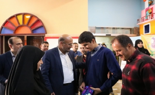 مراسم تجلیل از دانش آموزان روشندل در قزوین