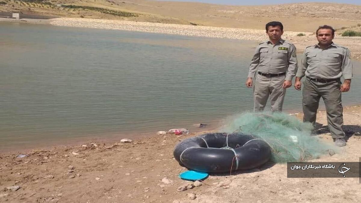 باشگاه خبرنگاران -جمع‌آوری بیش از ۷۰۰ متر تور ماهیگیری از صیادان متخلف در بوکان