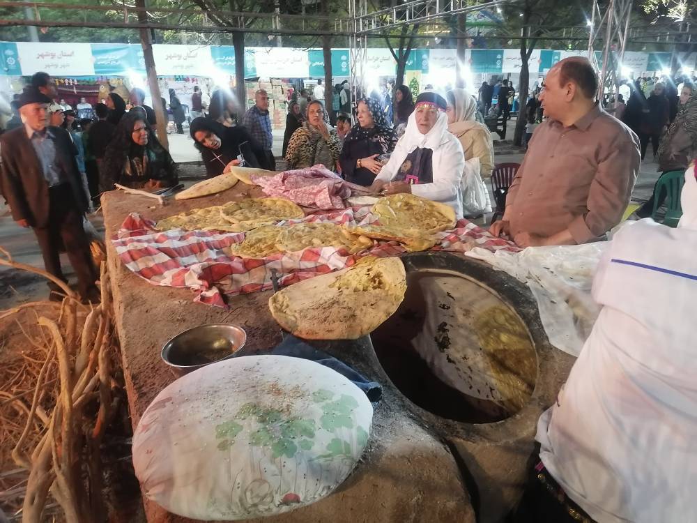 از شلوغی&zwnj;های غیرتخصصی حاکمیتی تا اشتیاق کرمانی ها برای نان محلی