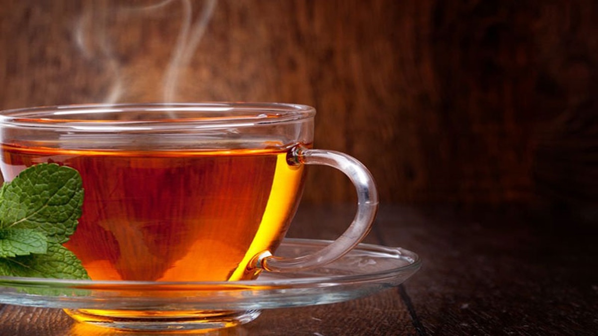 برداشت طلای سرخ گیاهی + فیلم