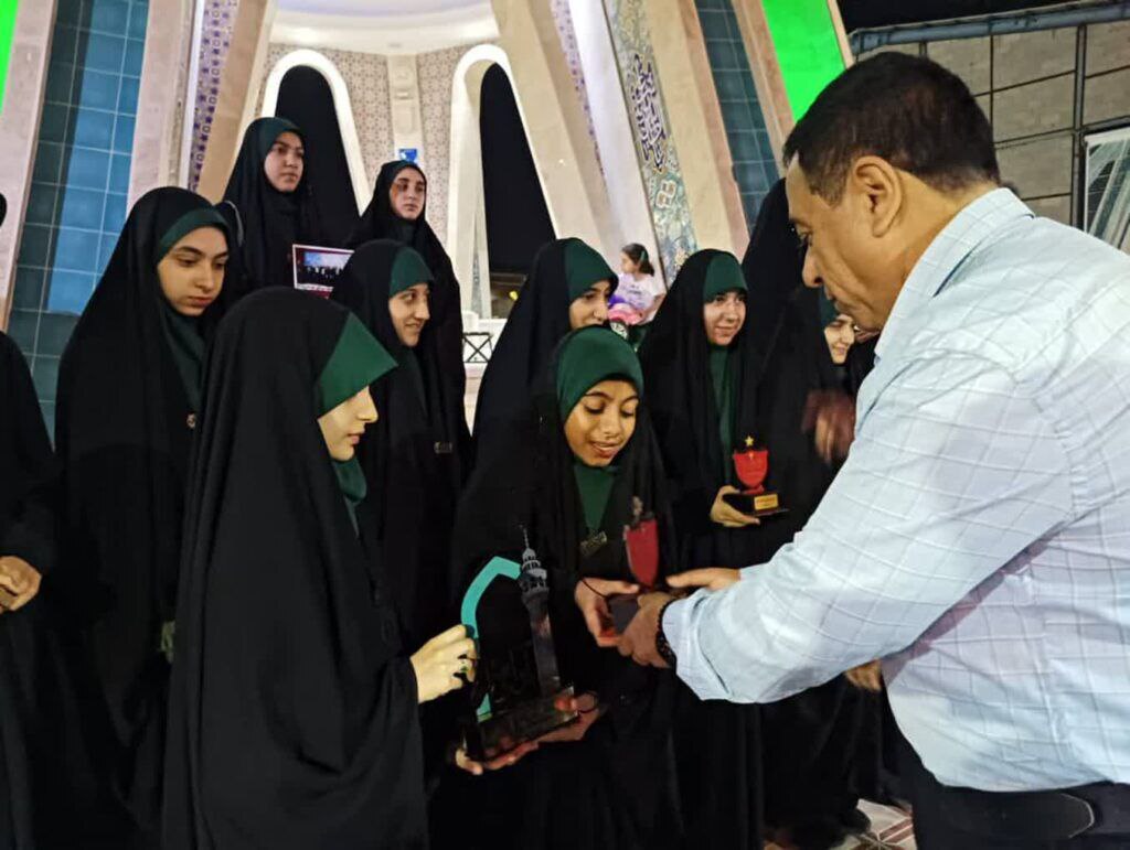 تجلیل از دختران