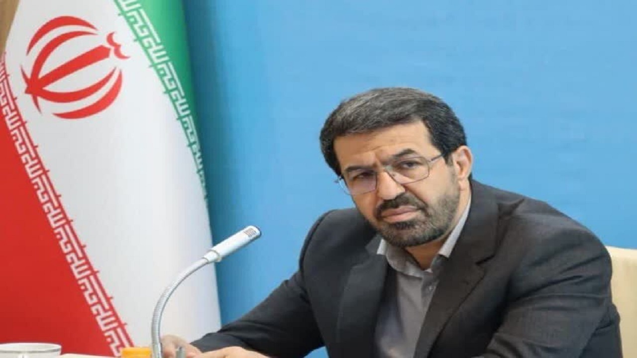 مهم‌ترین وظیفه دولتمردان، خدمت به مردم است