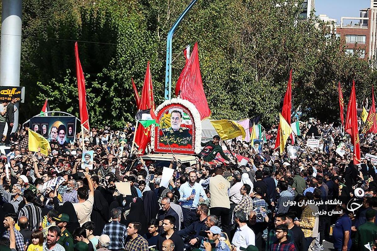 مراسم تشییع پیکر پاک شهدای دفاع مقدس استان‌ها (۳)