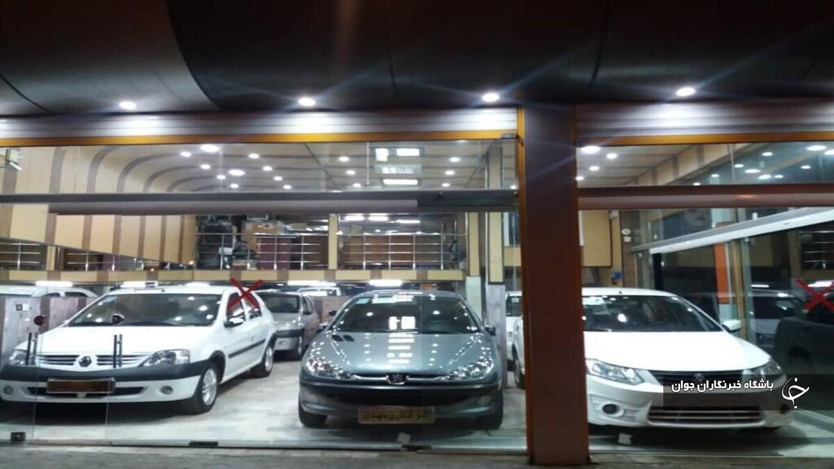 باشگاه خبرنگاران -۷ نمایشگاه متخلف بخت آزمایی خودرو در سردشت پلمب شد
