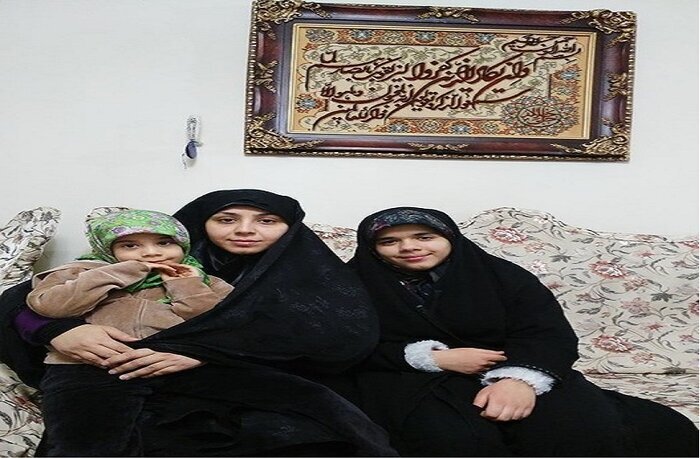 &nbsp;همسر و فرزندان شهید باقری