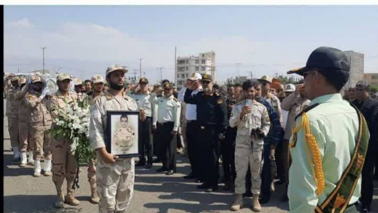 تشییع باشکوه پیکر شهید مدافع امنیت در جیرفت