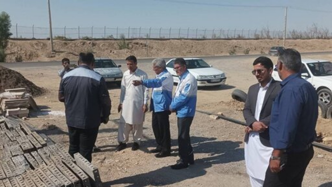 بررسی روند پیشرفت طرح فاضلاب روستای کهک از توابع  شهرستان زهک توسط نمایندگان یونیسف