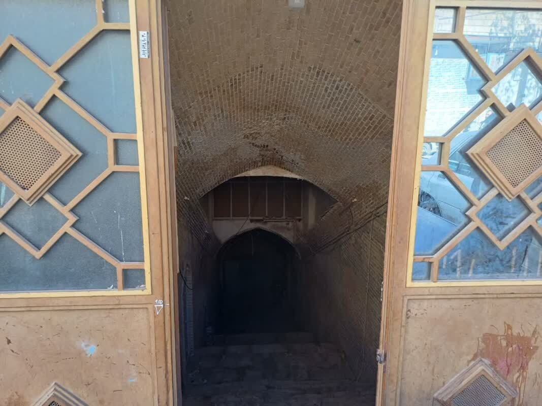 زدودن گرد فراموشی از چهره  آب&zwnj;انبار شاه حمزه قم