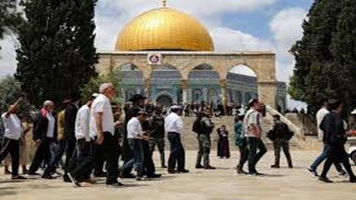 تدابیر امنیتی صهیونیست‌ها در اولین نماز جمعه ماه رمضان در مسجد الاقصی + فیلم