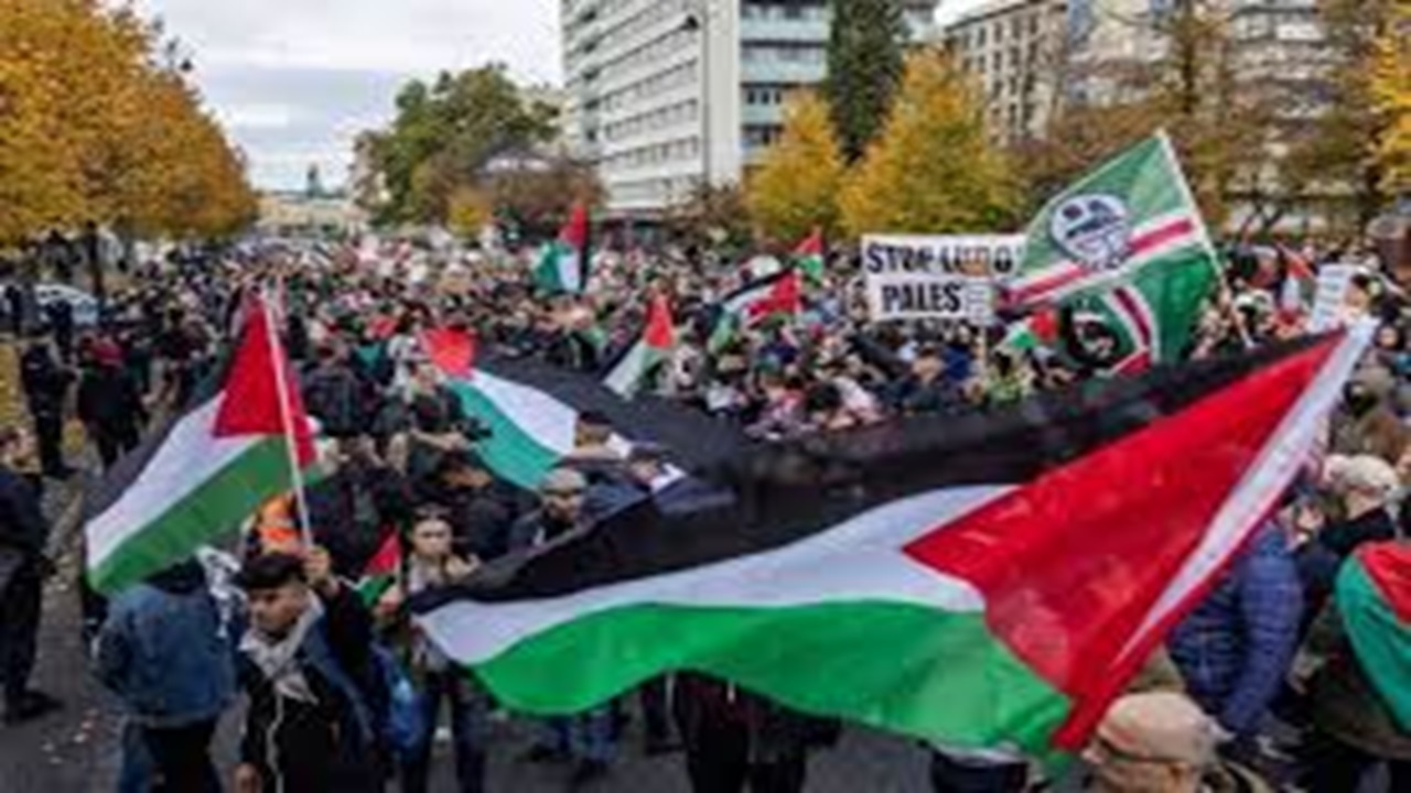تظاهرات همبستگی امروز با فلسطین در وروتسواف لهستان + فیلم