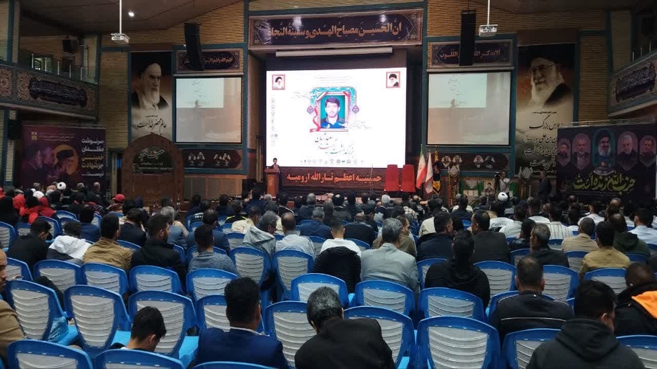 میدان ورزش مقدس است ؛ ورزشکاران باید الگوی جامعه باشند