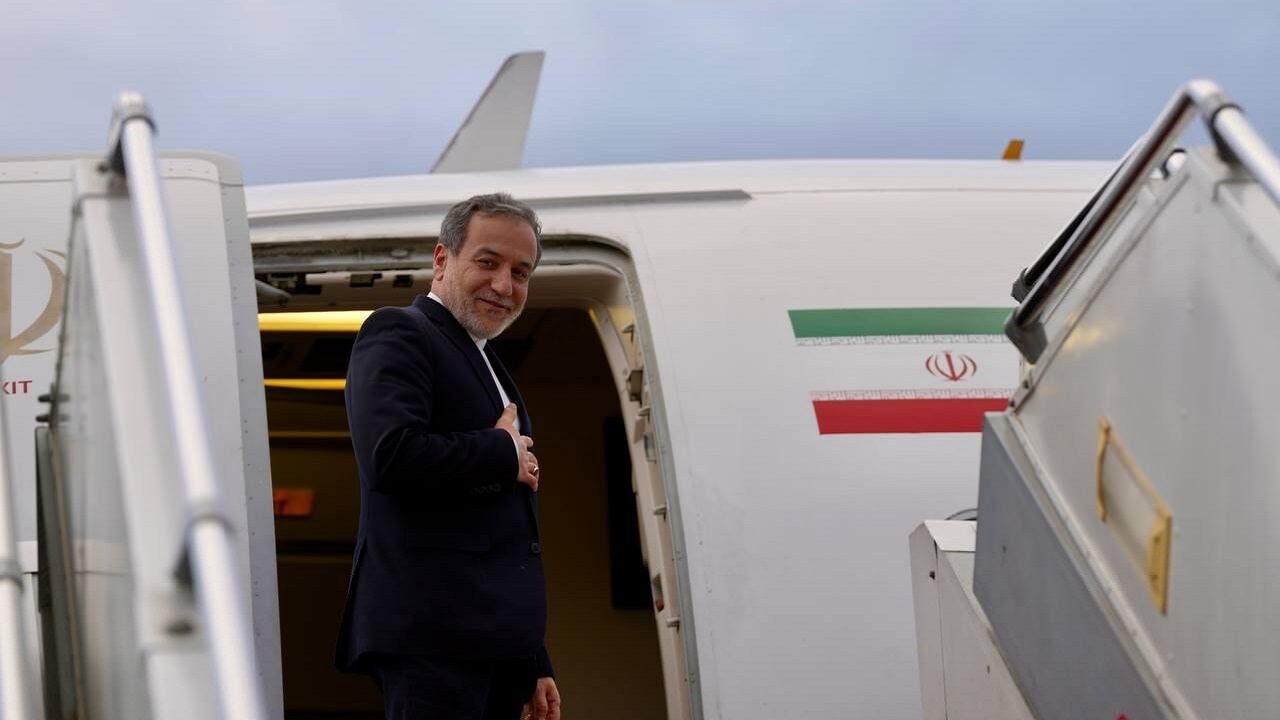 عراقچی عازم بحرین شد
