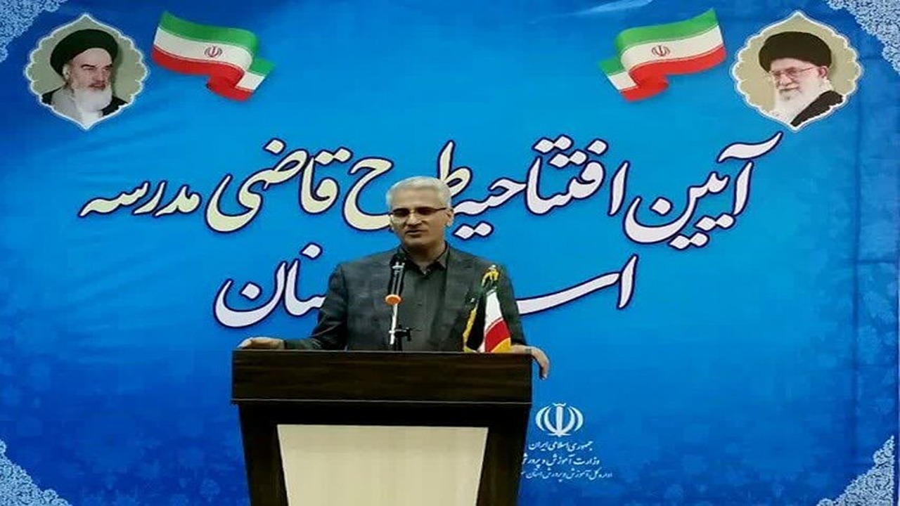 ۴۰ هنرستان سمنان مجری طرح قاضی در مدرسه شد