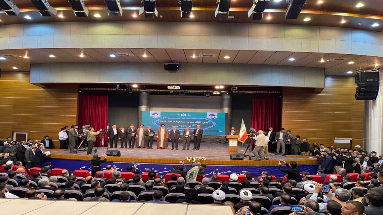 پاسخ اعتماد مردم را با عملکرد خوب خواهم داد