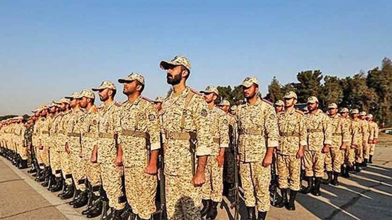 سربازان از ارکان اصلی ساختار انتظامی هستند