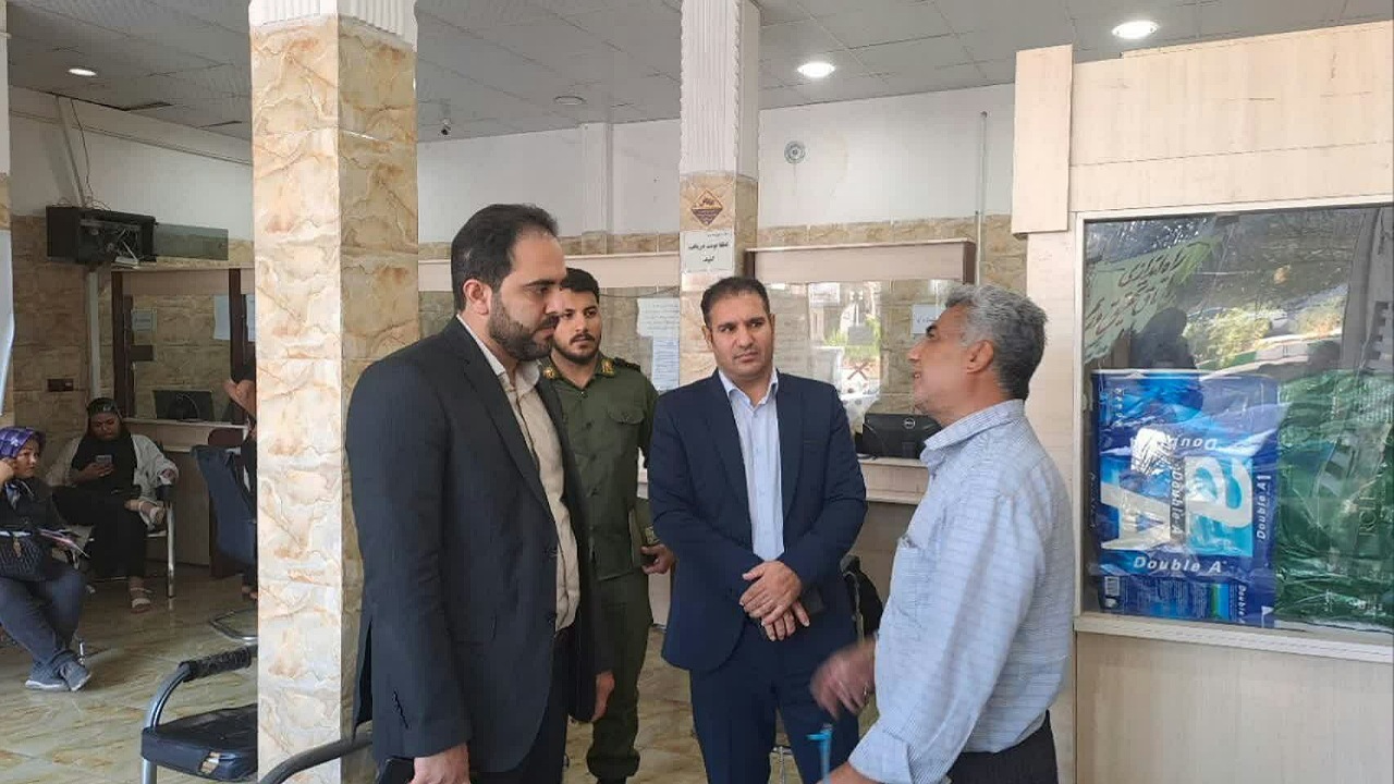 بازدید سر زده از دفاتر خدمات الکترونیک قضایی شهرستان بم